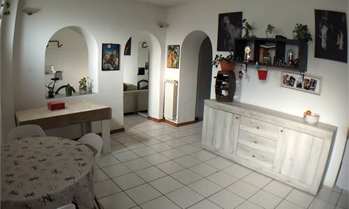 2 locali In Vendita a Rovellasca