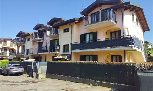 3 locali In Vendita a Bulgarograsso