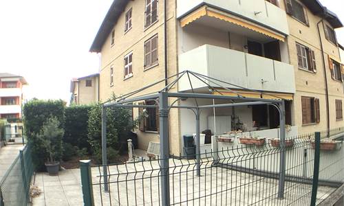 2 locali In Affitto a Rovellasca