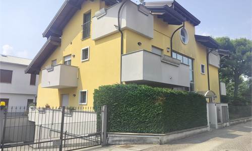 3 locali In Vendita a Rovellasca